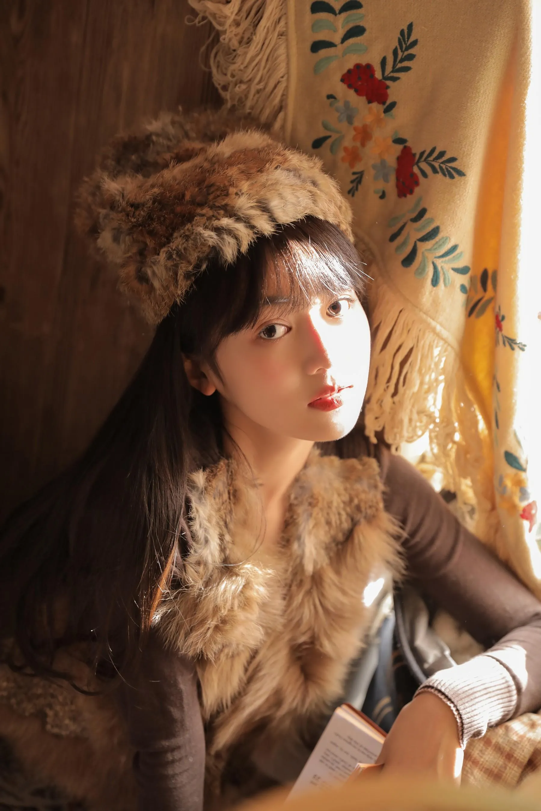 [艺图语] 2022.06.28 浪漫里扯谎 周子歆 [28P]插图3